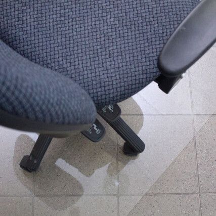 Carpet Chair Mat Spike Lip Shape 0.9m x 1.2m