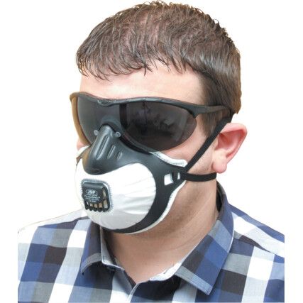 FilterSpec Disposable Mask, Valved, Black, FFP3, Filters Mist, Pack of 1